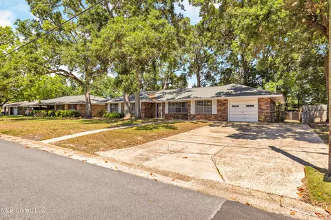 617 S Forest Ave, Long Beach, MS 39560 photo 23