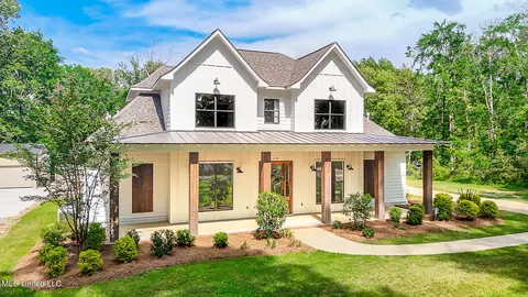 195 Lorman Ln, Madison, MS 39110