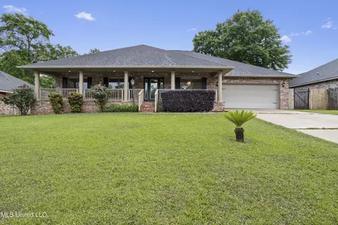 13239 Tyler Ln, Gulfport, MS 39503