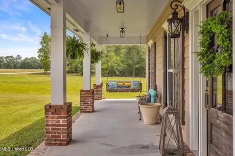 20546 Pullen Rd, Saucier, MS 39574 photo 11