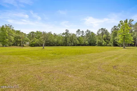 20546 Pullen Rd, Saucier, MS 39574 photo 5
