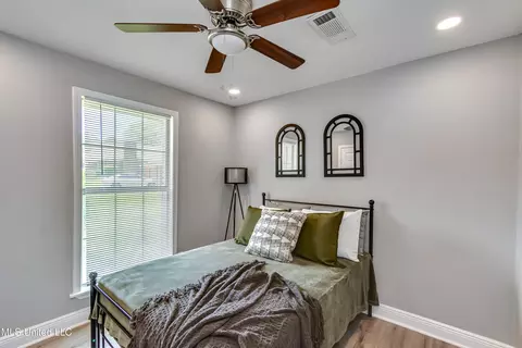 Bedroom - 148 Thousand Oaks Cir, Jackson, MS 39212 photo 1 of 5