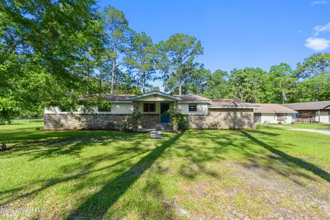 12833 Saracennia Rd, Moss Point, MS 39562