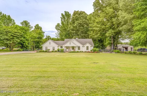 155 Porter Dr, Byhalia, MS 38611