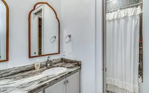 Bath - 102 Silverleaf Dr, Madison, MS 39110 photo 8 of 11