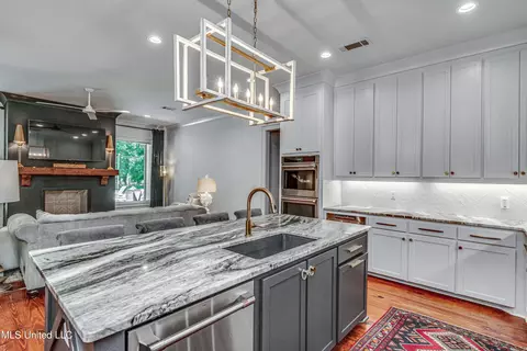Kitchen - 102 Silverleaf Dr, Madison, MS 39110 photo 5 of 8