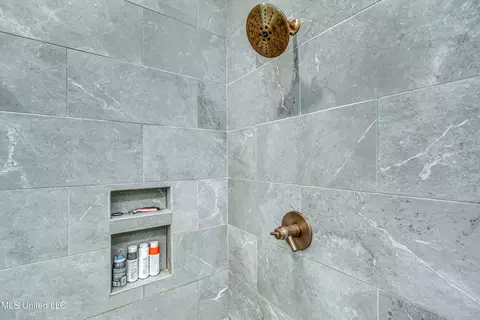 Bath - 102 Silverleaf Dr, Madison, MS 39110 photo 6 of 11
