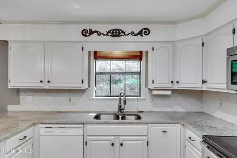 209 Park Lane Pl, Jackson, MS 39211 photo 22