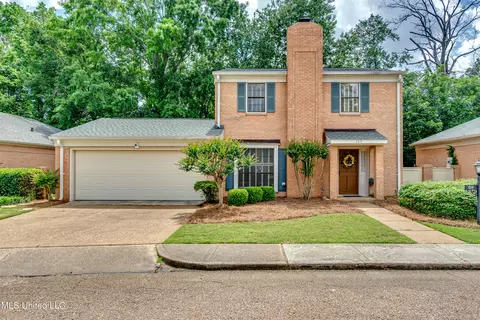 209 Park Lane Pl, Jackson, MS 39211