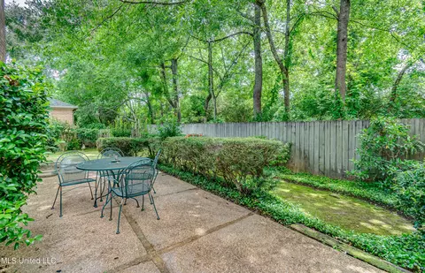 209 Park Lane Pl, Jackson, MS 39211 photo 4