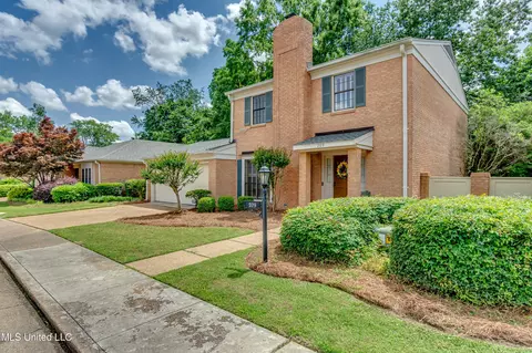 209 Park Lane Pl, Jackson, MS 39211 photo 2