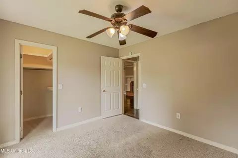 Bedroom - 303 Colonial Dr, Madison, MS 39110 photo 2 of 4