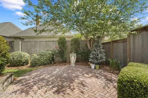 4 Waterford Pl, Jackson, MS 39211 photo 24