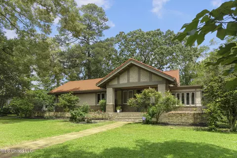 912 Gillespie St, Jackson, MS 39202 photo 3