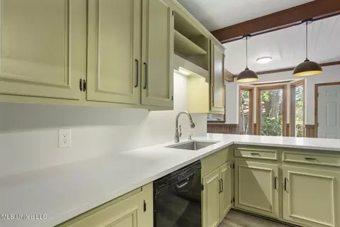 912 Gillespie St, Jackson, MS 39202 photo 27