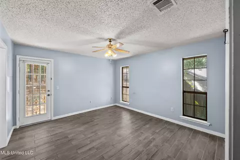 465 Heritage Pl, Jackson, MS 39212 photo 13