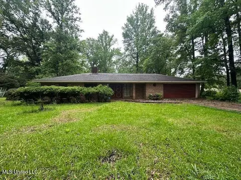 595 Sykes Rd, Jackson, MS 39212