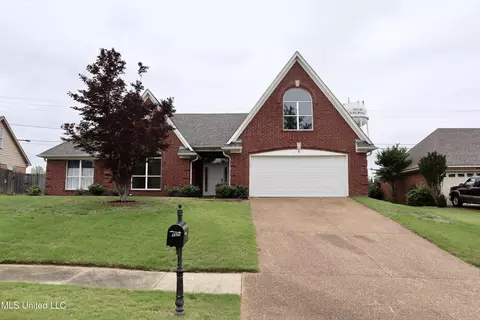 9320 Lacee Ln, Olive Branch, MS 38654