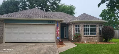 226 Commonwealth Ave, Brandon, MS 39047