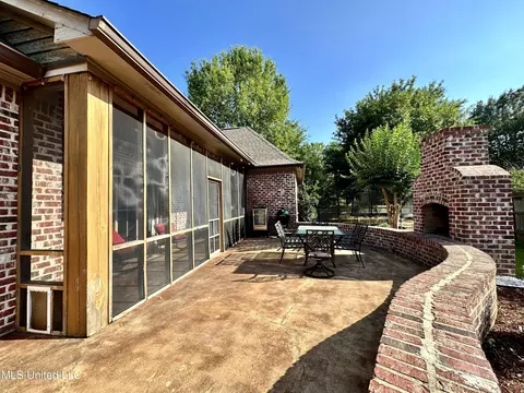 Exterior - 121 Vinca Dr, Madison, MS 39110 photo 3 of 6