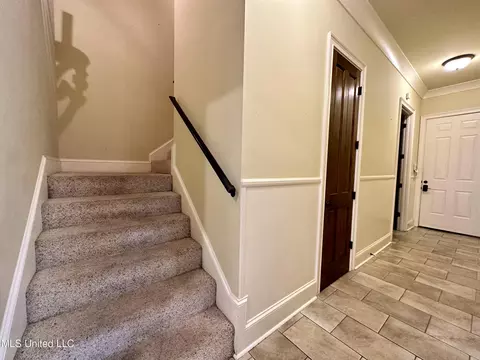 Entry Way - 121 Vinca Dr, Madison, MS 39110 photo 1 of 1