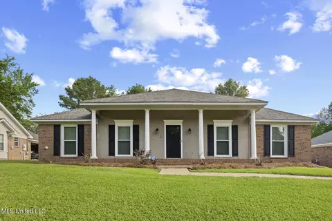 1035 N Azalea Dr, Madison, MS 39110