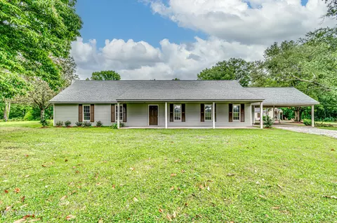 5887 Scotland Rd, Bentonia, MS 39040