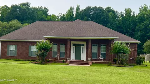 1215 Parks Pl, Byram, MS 39272