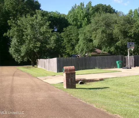 1215 Parks Pl, Byram, MS 39272 photo 32