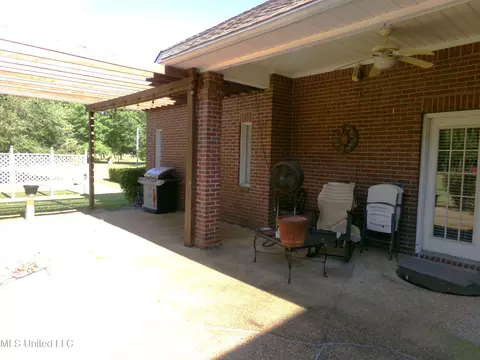1215 Parks Pl, Byram, MS 39272 photo 25