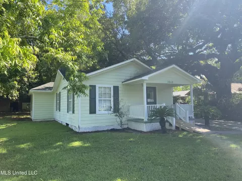 3804 Wembley Ave, Moss Point, MS 39563 photo 2