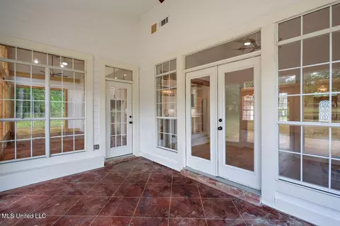 Exterior - 138 Sunflower Rd, Madison, MS 39110 photo 4 of 12