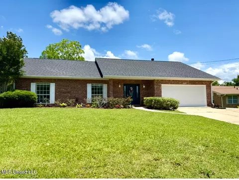 15214 Royal St, Gulfport, MS 39503