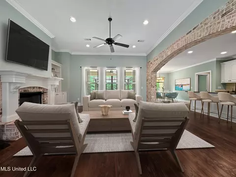 103 Saint Charles Ave, Florence, MS 39073 photo 4