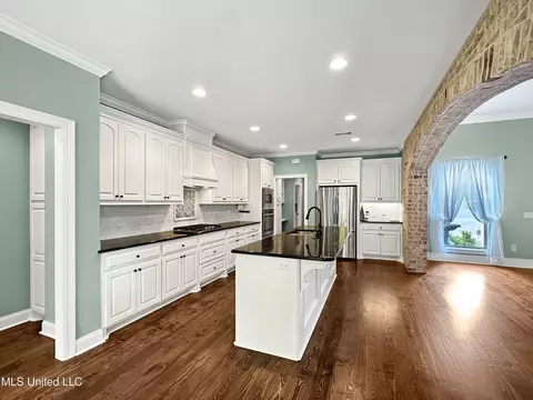 103 Saint Charles Ave, Florence, MS 39073 photo 9