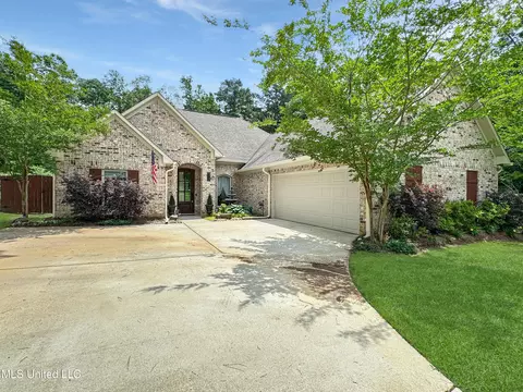103 Saint Charles Ave, Florence, MS 39073 photo 2