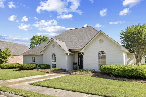 115 Fieldcrest Dr, Madison, MS 39110