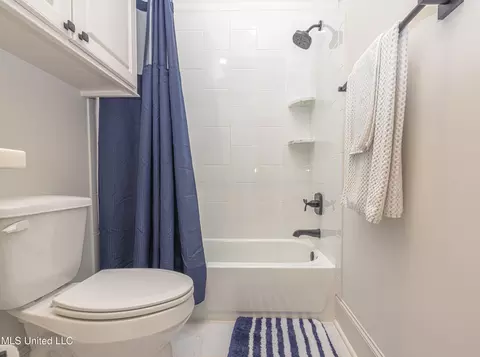 Bath - 609 Big Valley Loop, Flowood, MS 39232 photo 2 of 12