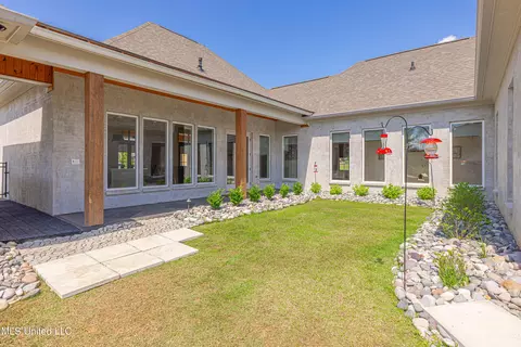 Exterior - 609 Big Valley Loop, Flowood, MS 39232 photo 15 of 22