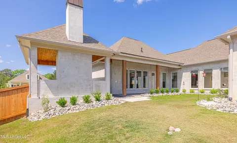 Exterior - 609 Big Valley Loop, Flowood, MS 39232 photo 16 of 22