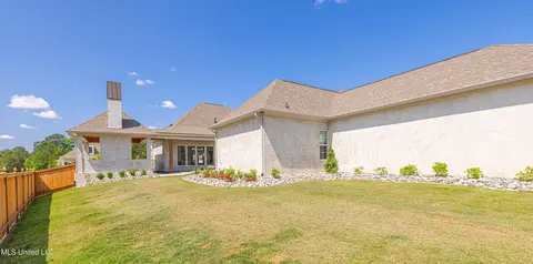 Exterior - 609 Big Valley Loop, Flowood, MS 39232 photo 20 of 22
