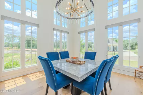 Dining - 609 Big Valley Loop, Flowood, MS 39232 photo 3 of 3