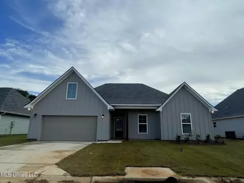 157 Le Moyne St, Bay Saint Louis, MS 39520