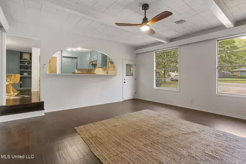 5457 Suffolk Dr, Jackson, MS 39211 photo 12