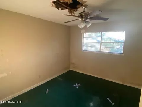 Bedroom - 511 Forest Ave, Jackson, MS 39206 photo 2 of 4