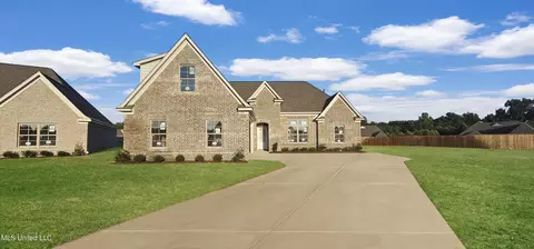 7731 Carmel Cv, Walls, MS 38680