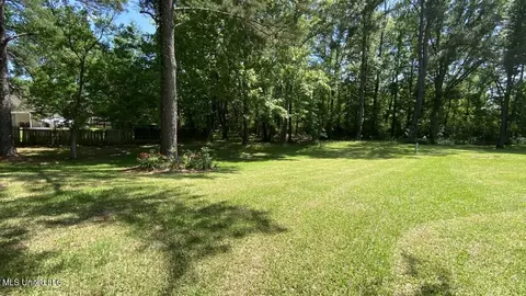Exterior - 326 Amanda Ln, Byram, MS 39272 photo 2 of 2