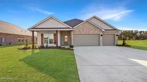 724 Honeysuckle Loop, Canton, MS 39046