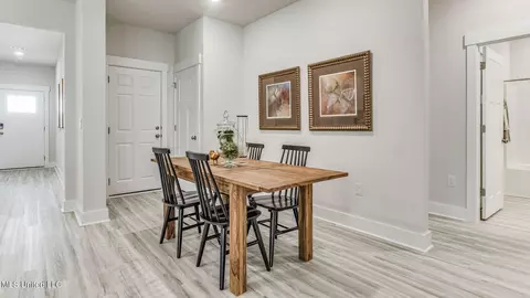Dining - 708 Honeysuckle Loop, Canton, MS 39046 photo 1 of 3