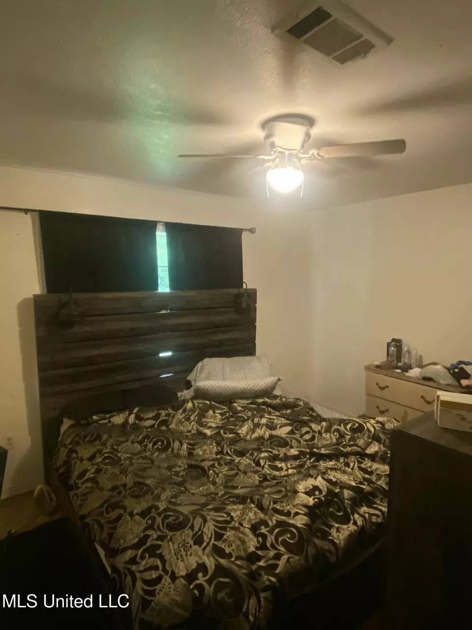 Bedroom - 351 E Academy St, Canton, MS 39046 photo 2 of 2